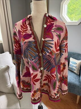 FARM Rio Pink Tropical Parrot-Print Button Front Scarf Shirt
